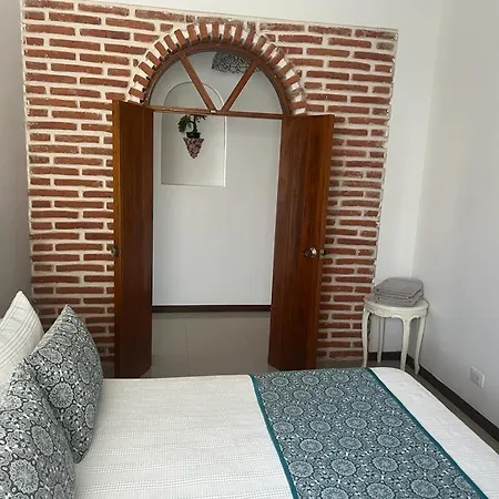 Exquisite In El Laguito Apartamento