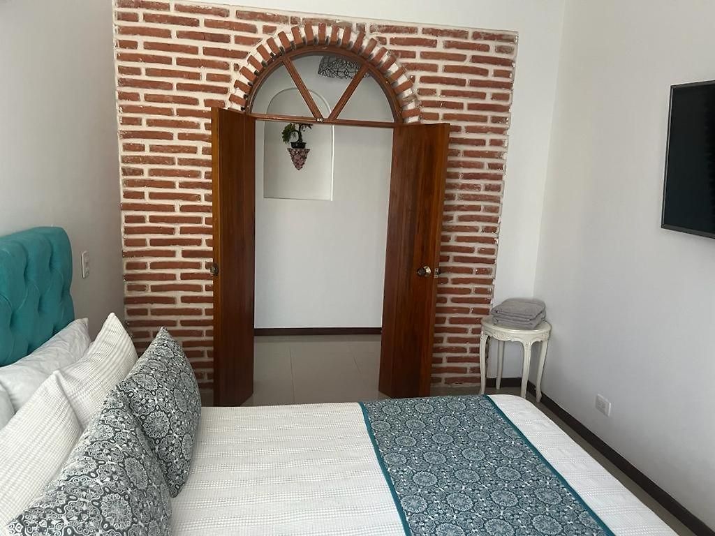 Exquisite In El Laguito Apartment